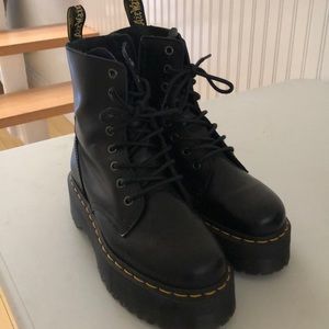 Dr marten boots